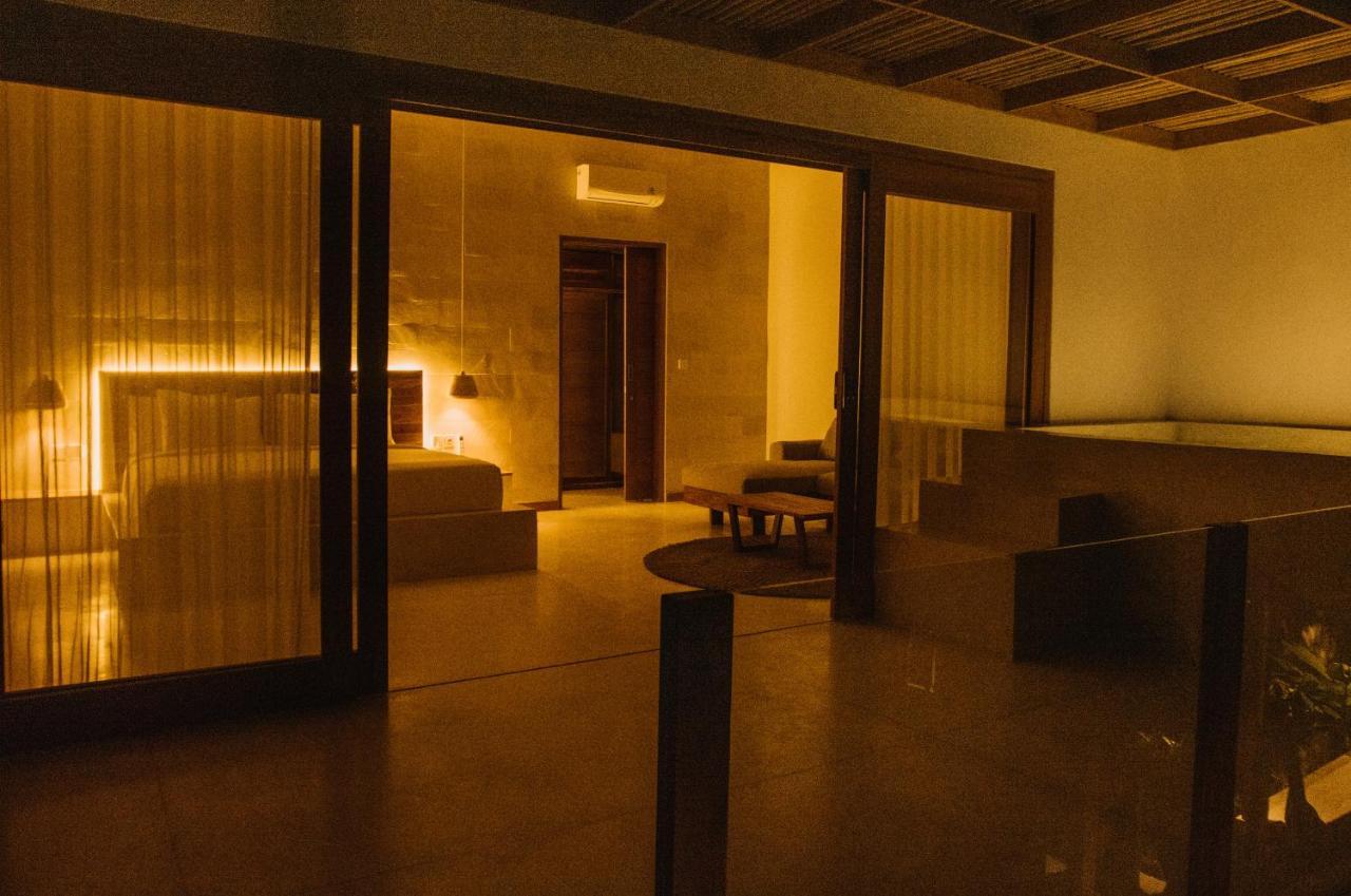 מלון Manggis Neano Escape מראה חיצוני תמונה A room at the Taj Mahal Palace
